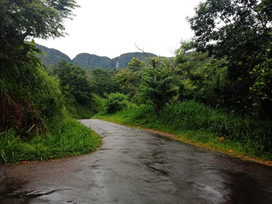 Tawalantenne ⇌ Pundal Oya